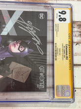 Load image into Gallery viewer, CGC SS 9.8 Catwoman #63 signed by Inhyuk Lee
