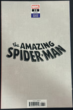 Load image into Gallery viewer, Amazing Spider-Man #33 (2026) Incentive 1:50 David Nakayama Variant
