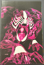 Load image into Gallery viewer, Spiderman '94 #1 John Giang NYCC SECRET BUBBLEGUM DROP - Limited to 500
