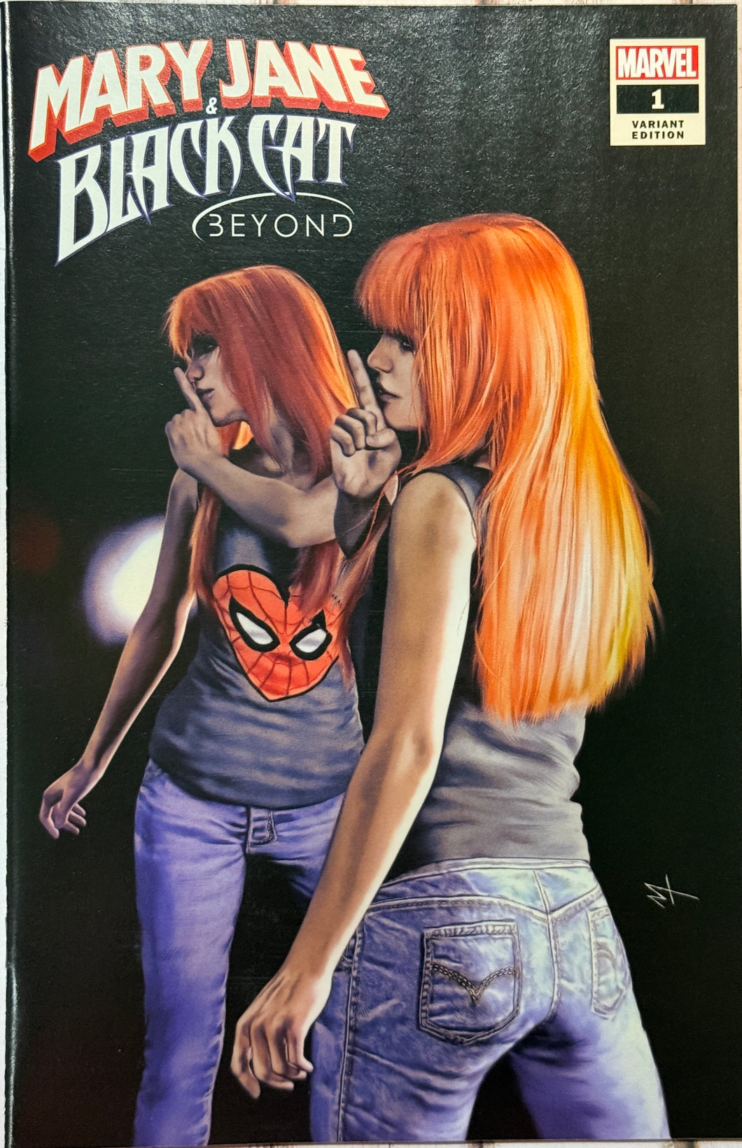 Mary Jane & Black Cat: Beyond 1  Marco Turini Exclusive cover limited to 3,000