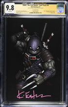Load image into Gallery viewer, CGC x JSA 9.8 TMNT: The Last Ronin - Lost Years #4 Lee Variant Cover signed by Kevin Eastman
