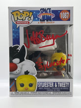 Load image into Gallery viewer, Sylvester &amp; Tweety 1087 Space Jam a new legacy funko signed by Jeff Bergman
