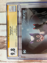 Load image into Gallery viewer, CGC SS 9.8 Catwoman #64 signed by Inhyuk Lee
