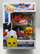 Load image into Gallery viewer, Sylvester &amp; Tweety 1087 Space Jam a new legacy funko signed by Jeff Bergman
