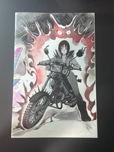 Load image into Gallery viewer, Ultimate X-Men #21 Peach Momoko 3 connecting virgin covers limited to 850 copies
