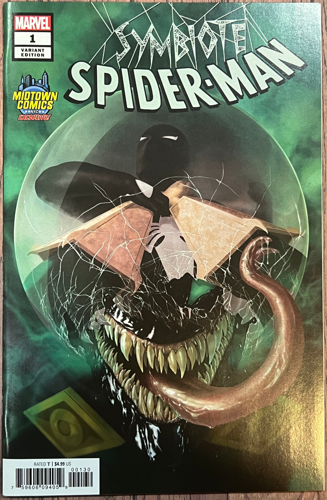 Symbiote Spider-Man #1 (Midtown Comics exclusive cover limited to 3,000 copies)