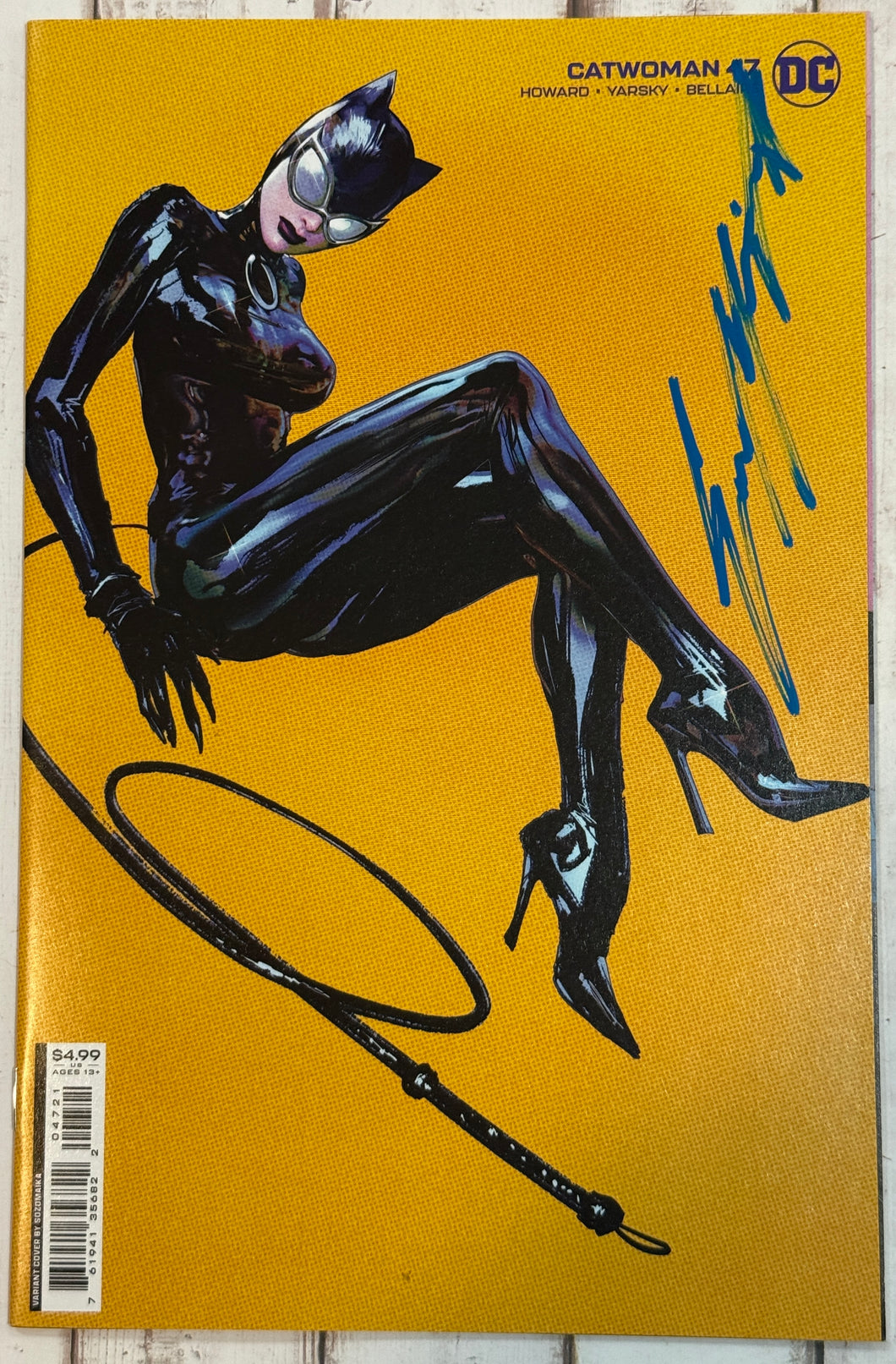 Catwoman #47 Sozomaika variant signed by Sozomaika