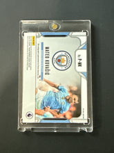 Load image into Gallery viewer, 2024-25 Prizm Premier League Mateo Kovacic Penmanship Green Pulsar Auto #P-MK
