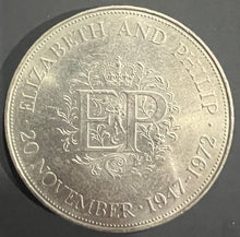 Load image into Gallery viewer, UK 1972 CROWN, Queen Elizabeth II &amp; Prince Philip 25th Wedding Anniversary - Queen Elizabeth II
