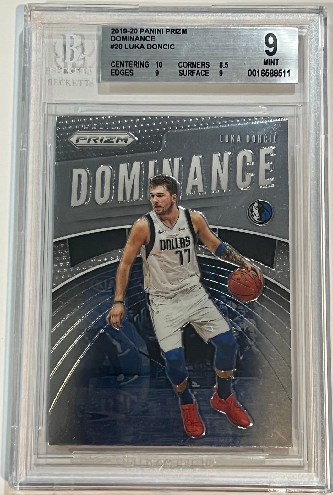 2019-20 Panini Prizm Dominance #20 Luka Doncic Dallas Mavericks BGS 9 w/ 10