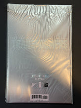 Load image into Gallery viewer, Transformers #1 Autobot Sound Chip 2025 Foil Edition
