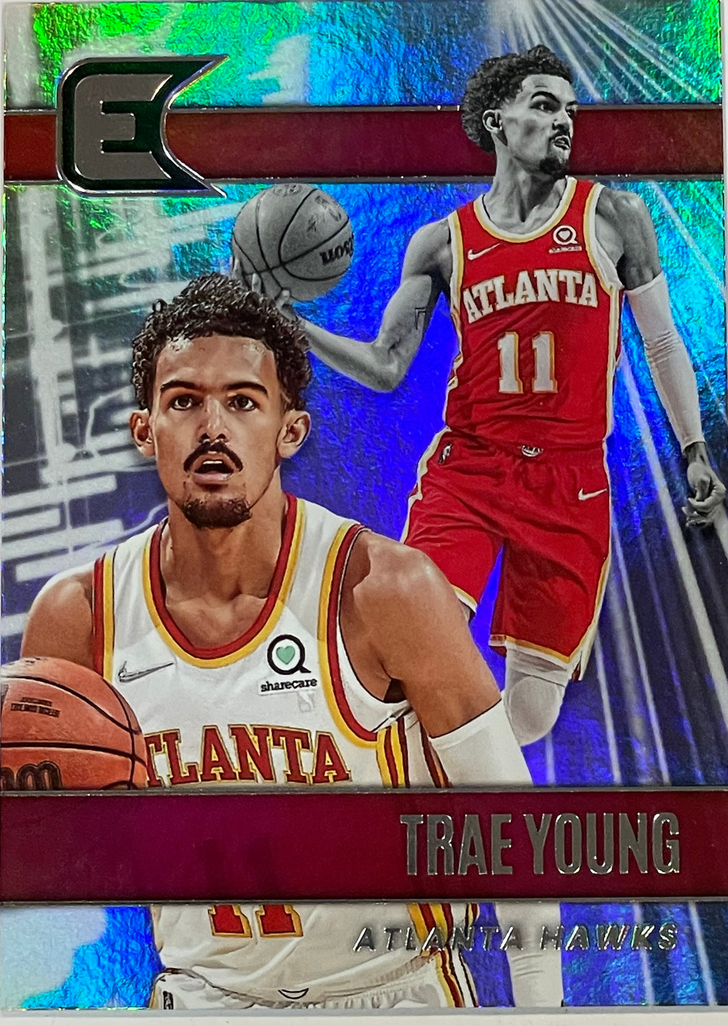 2021-22 Panini Chronicles - Essentials #310 Trae Young - Atlanta Hawks