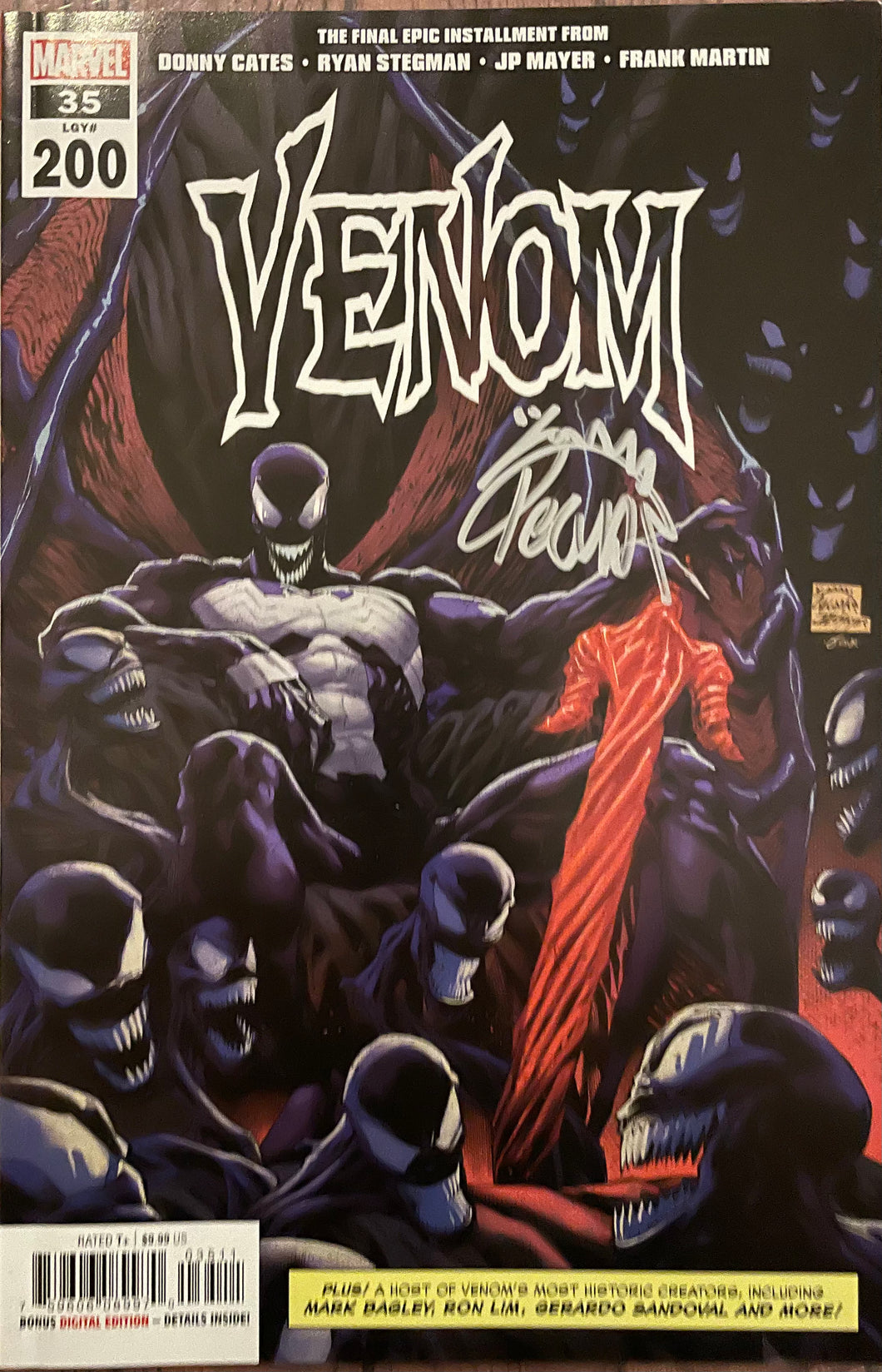 Venom #200 signed by Ryan Stegman (Key Issue)