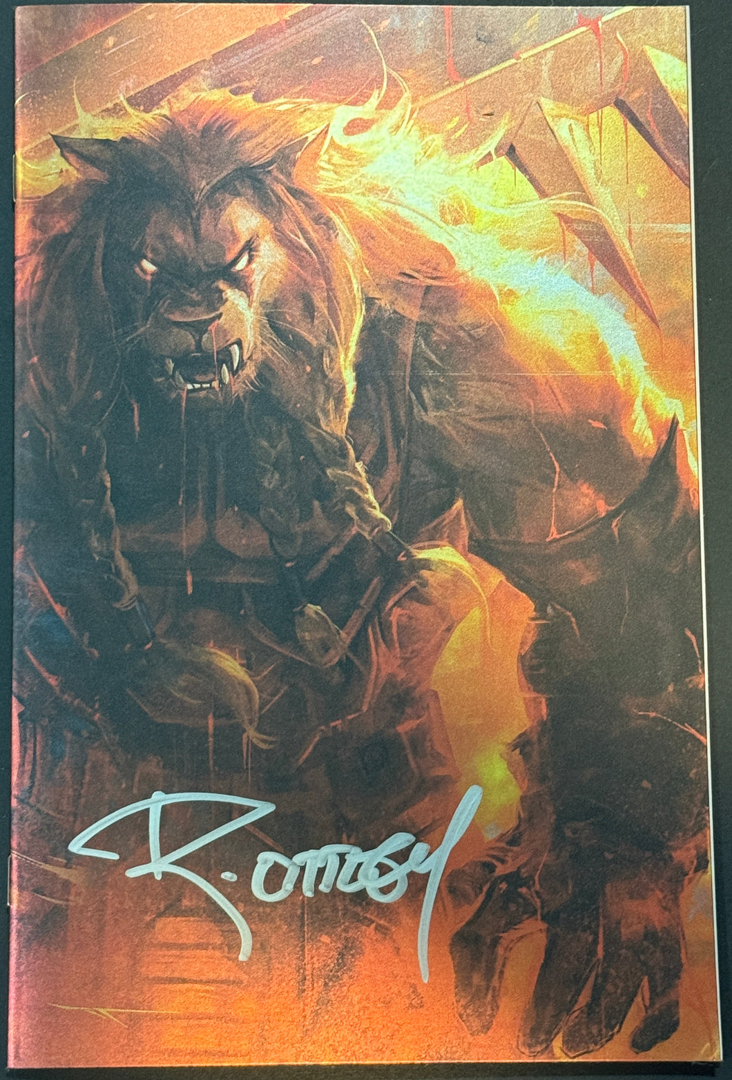 Invincible Universe : Battle Beast #4 Ivan Tao spot foil virgin cover limited to 1,000 copies signed by Ryan Ottley