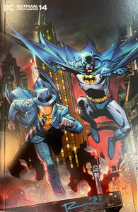 Batman : Urban Legends #14 (Giuseppe Camuncoli variant) signed by Ryan Cady signed in Blue