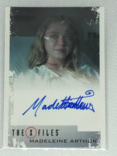 Load image into Gallery viewer, X Files - Madeleine Arthur (Sarah Turner) signed trading card
